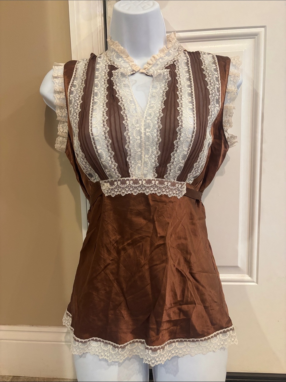 Julie Haus Brown Silk Sleeveless Blouse with Lace Trim